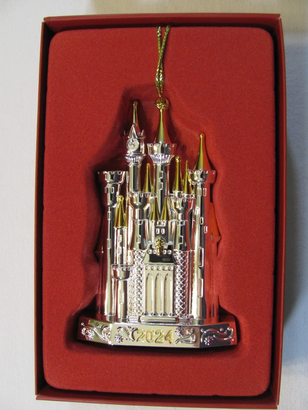 Lenox Disney 2024 Princess Cinderella's Castle Ornament Silver Christmas NEW3