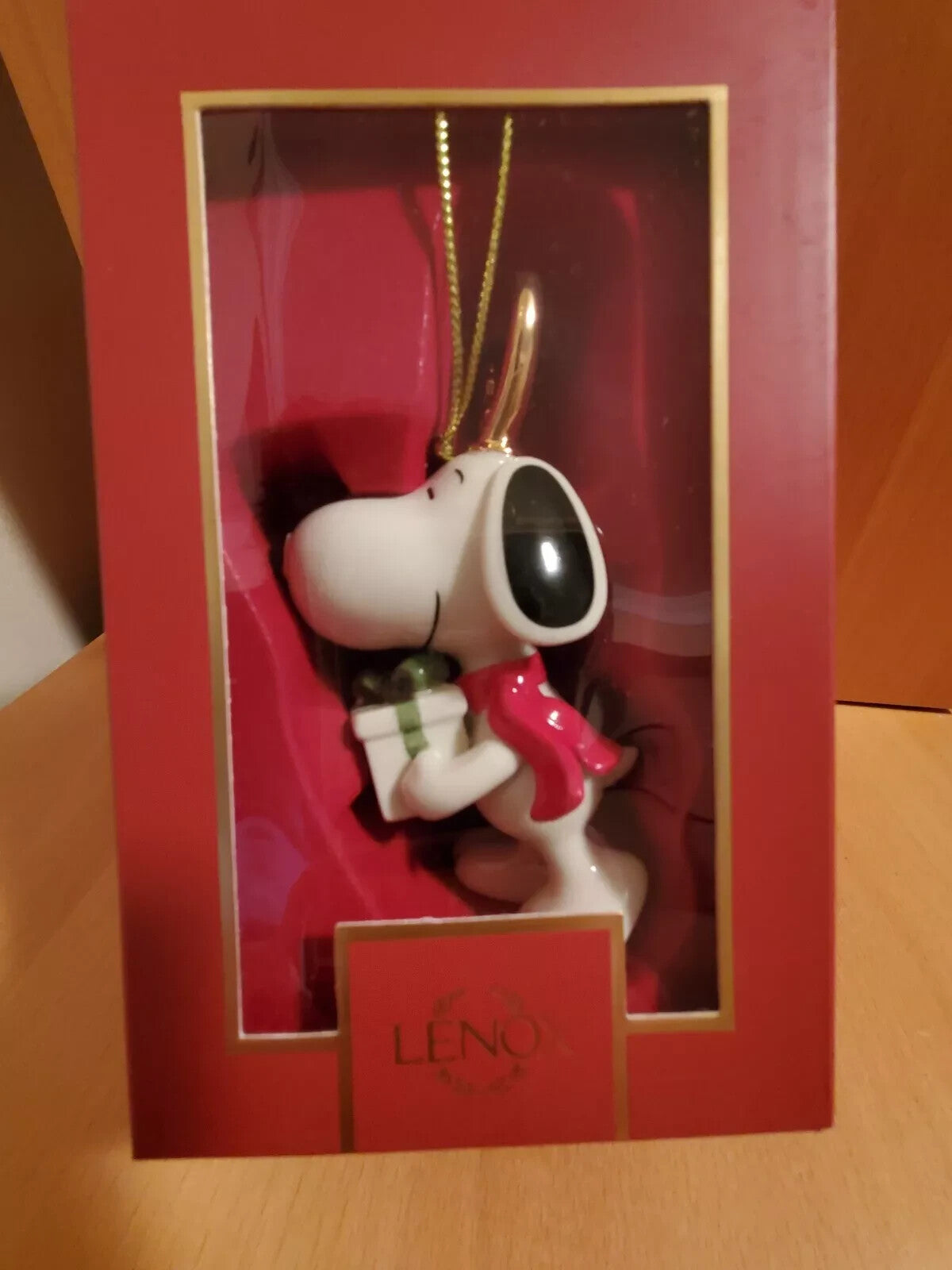 Lenox Peanuts Snoopy Reindeer Ornament Figurine with Gift Gold Antlers Scarf NEW2