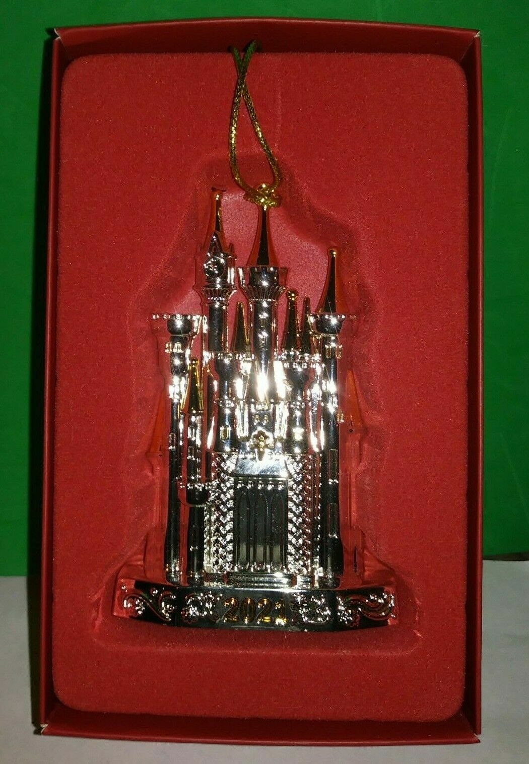 Lenox Disney 2021 Princess Cinderella's Castle Ornament Silver Christmas NEW2