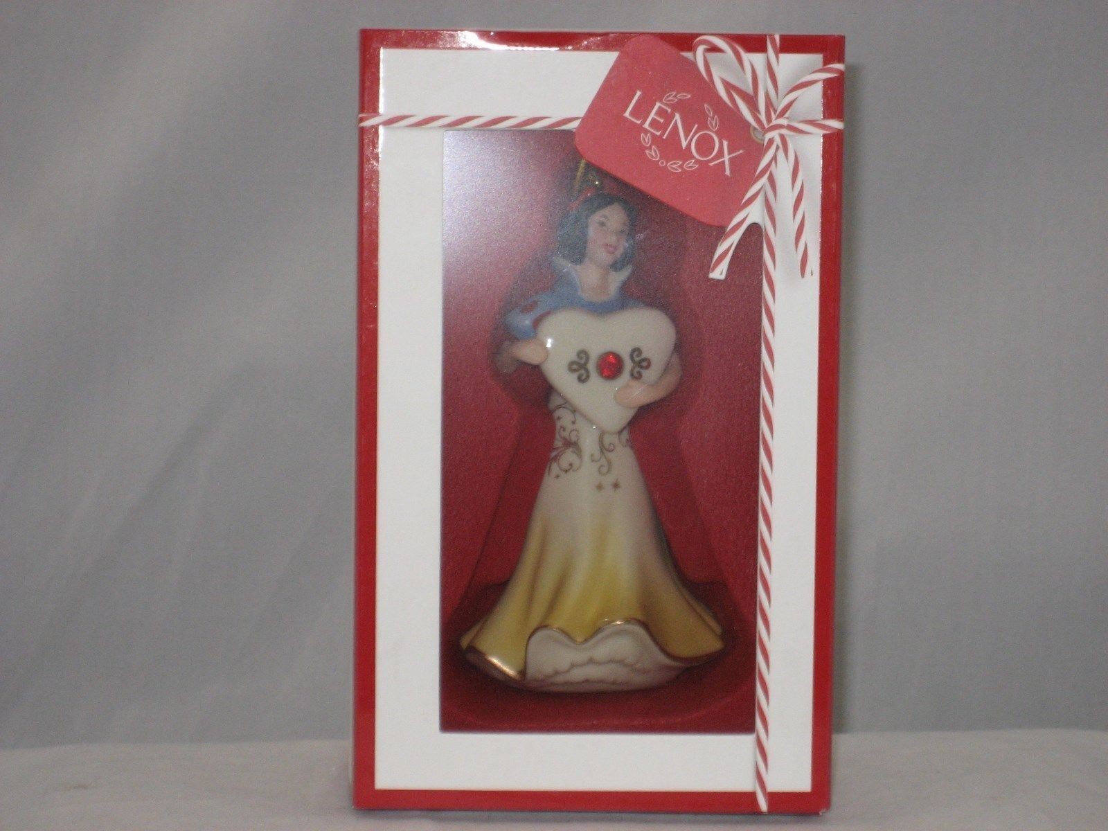 Lenox Disney Princess Snow White Ornament Figurine Gem Heart Christmas Gift NEW1