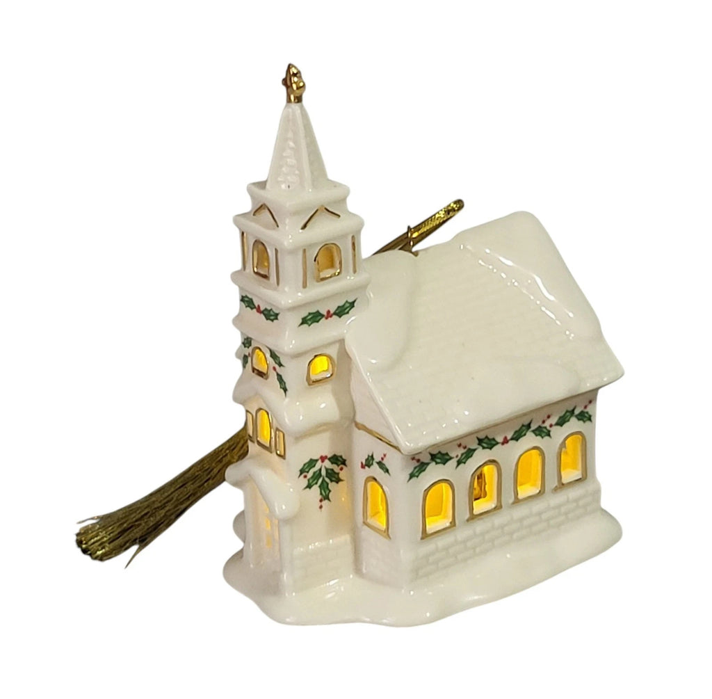 Lenox Christmas Village White Lighted Church Figurine Ornament Holly Berry NEW3