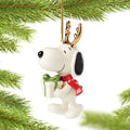 Lenox Peanuts Snoopy Reindeer Ornament Figurine with Gift Gold Antlers Scarf NEW0