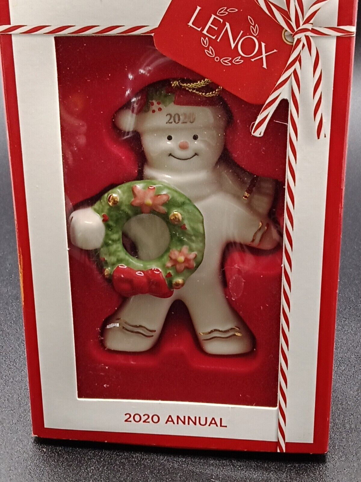 Lenox 2020 Gingerbread Man Ornament Figurine Annual Holding Wreath Christmas NEW2