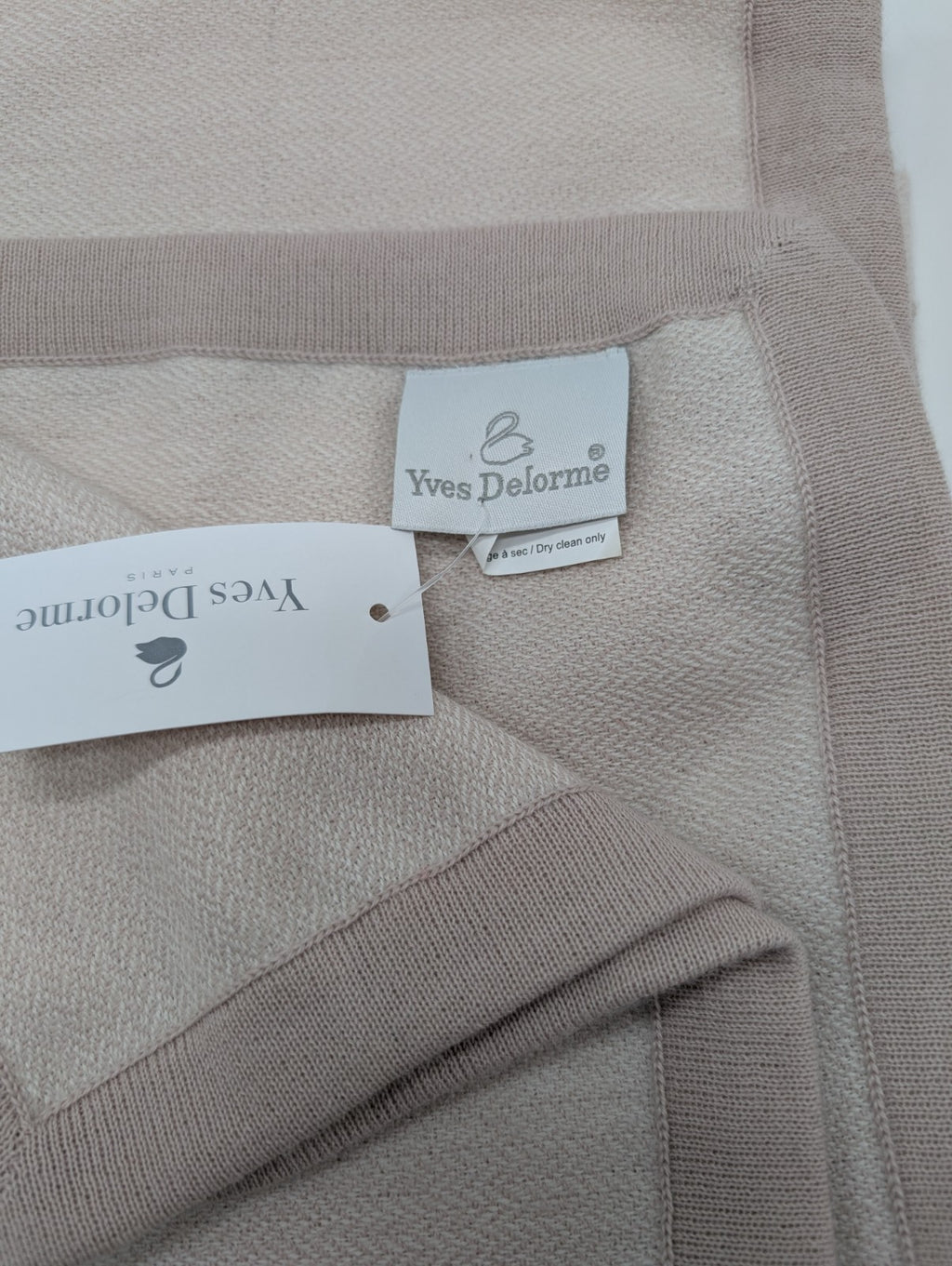 Yves Delorme Visible Beige Throw Blanket Baby Alpaca Border 51"x67" Gift BOX NEW10