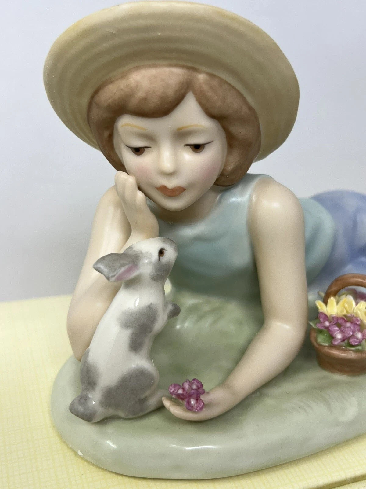 Lenox Easter Springtime Girl's Daydreams Figurine Bunny Meadow Flower Basket NEW6