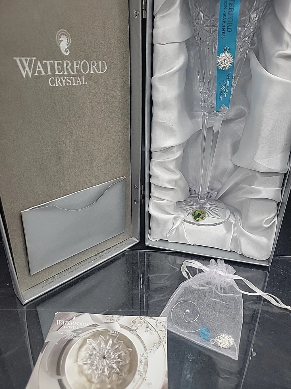 Waterford Crystal Snowflake Wishes Happiness Flute 2018 8th #154695 NEW IN BOX7