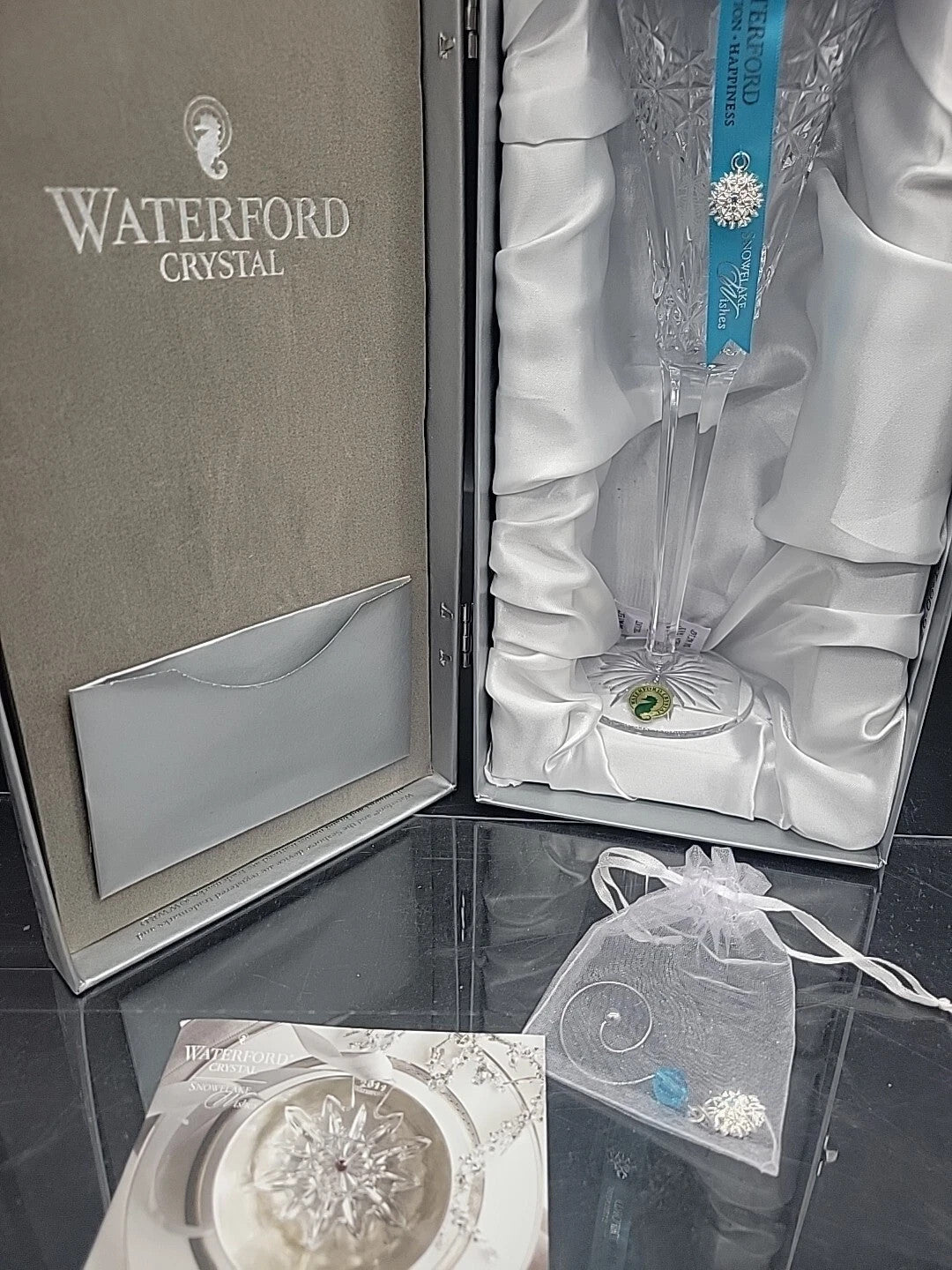 Waterford Crystal Snowflake Wishes Happiness Flute 2018 8th #154695 NEW IN BOX7