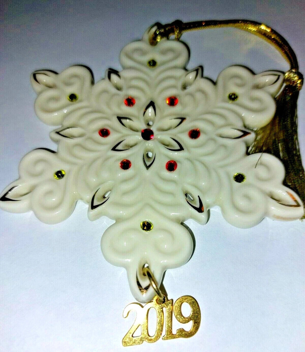 Lenox 2019 Gemmed Snowflake Ornament Annual Red & Green Crystals Christmas NEW14
