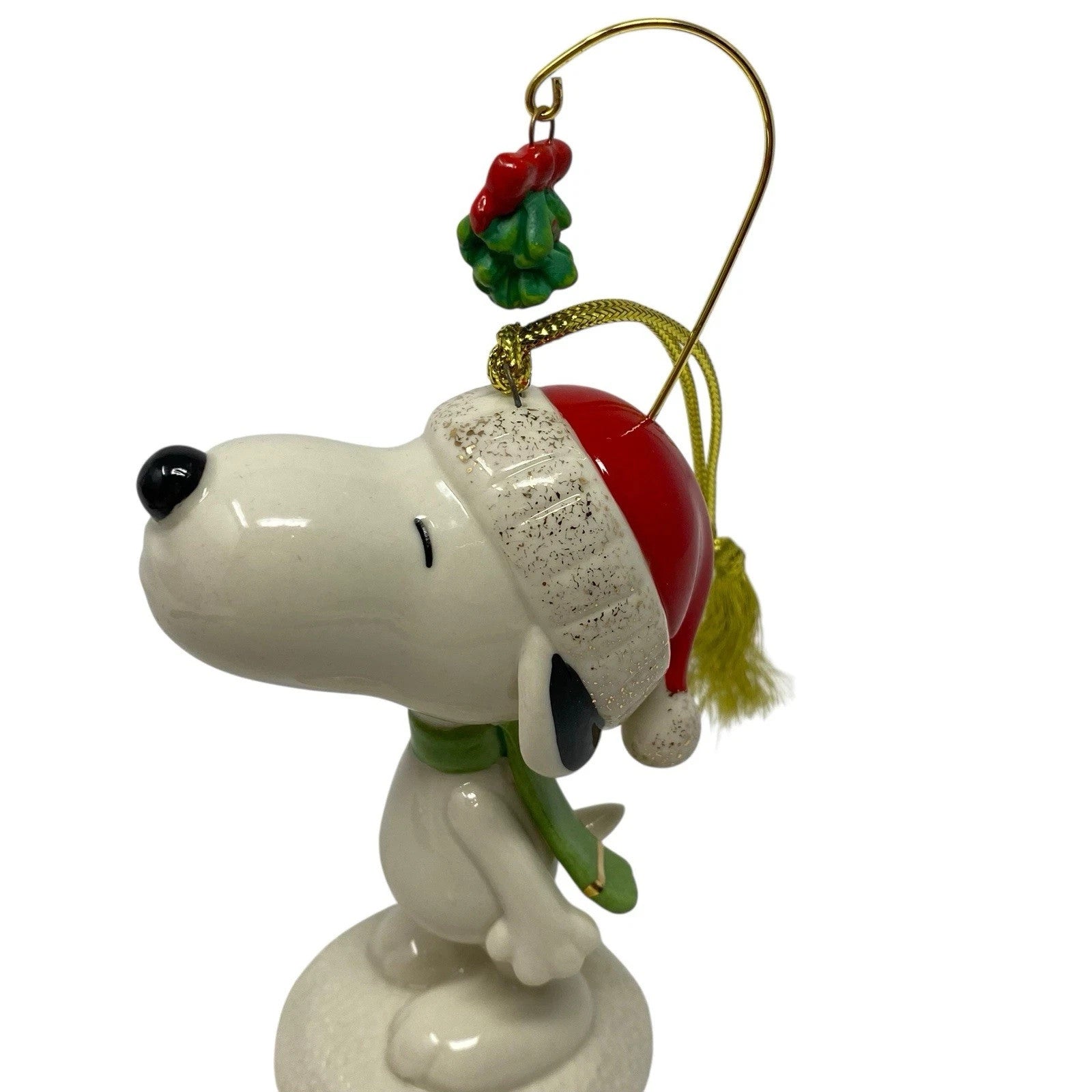 Lenox Peanuts Snoopy Under Mistletoe Figurine Ornament Beagle Dog Christmas NEW7