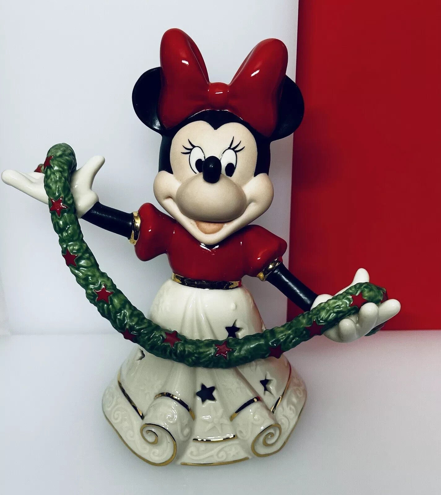 Lenox Disney Lighted Merry Minnie Figurine Mouse With Garland 6.5" Christmas NEW1