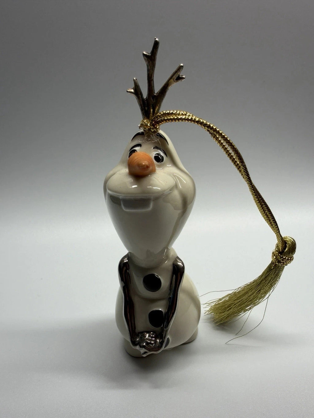 Lenox Disney Frozen Olaf Snowman Figurine Ornament Warm Hugs Christmas NEW12