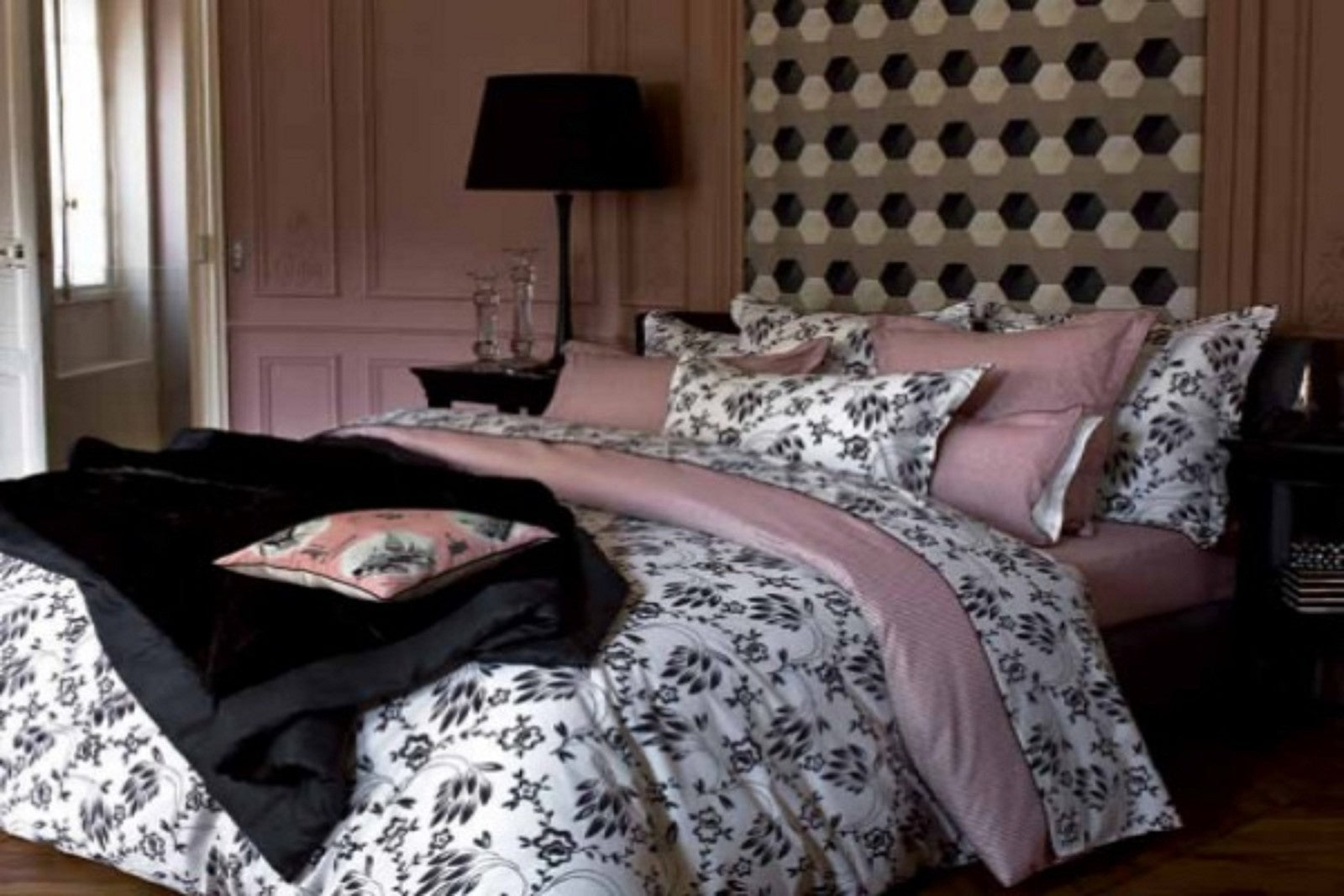 Yves Delorme Silhouette Queen Flat Sheet Black White Print Pink Cuff Percale NEW7