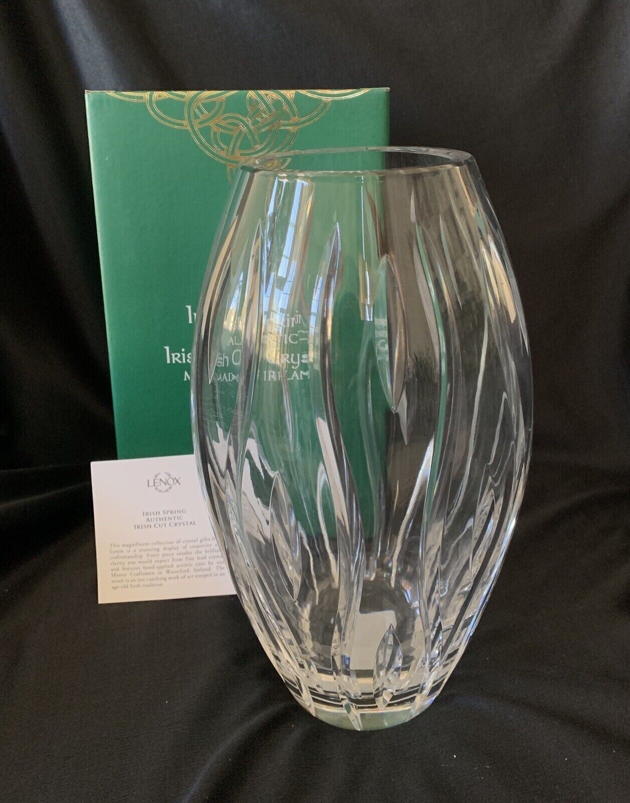 Lenox  Irish Spring Darcy Crystal Vase Vertical Cuts Hand Cut 10" Ireland NEW5