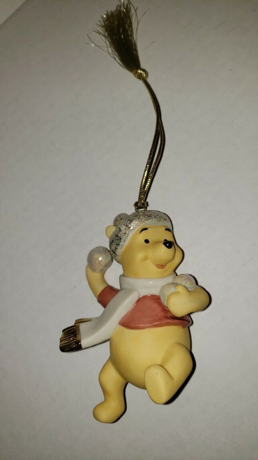 Lenox Disney Winnie The Pooh Figurine Ornament Winter Fun Snowball Fight NEW2