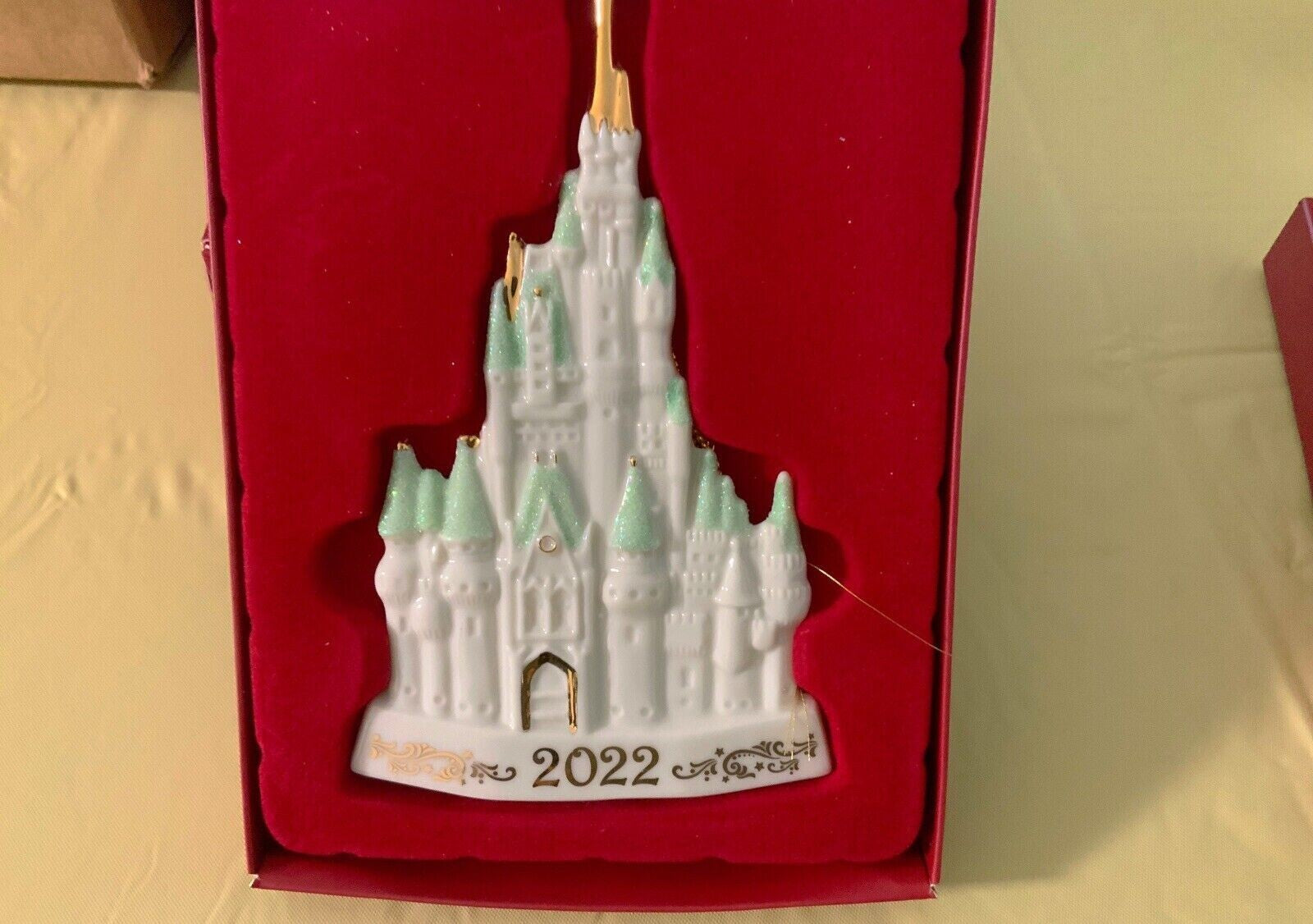 Lenox Disney 2022 Princess Cinderella's Castle Ornament Porcelain Christmas NEW3