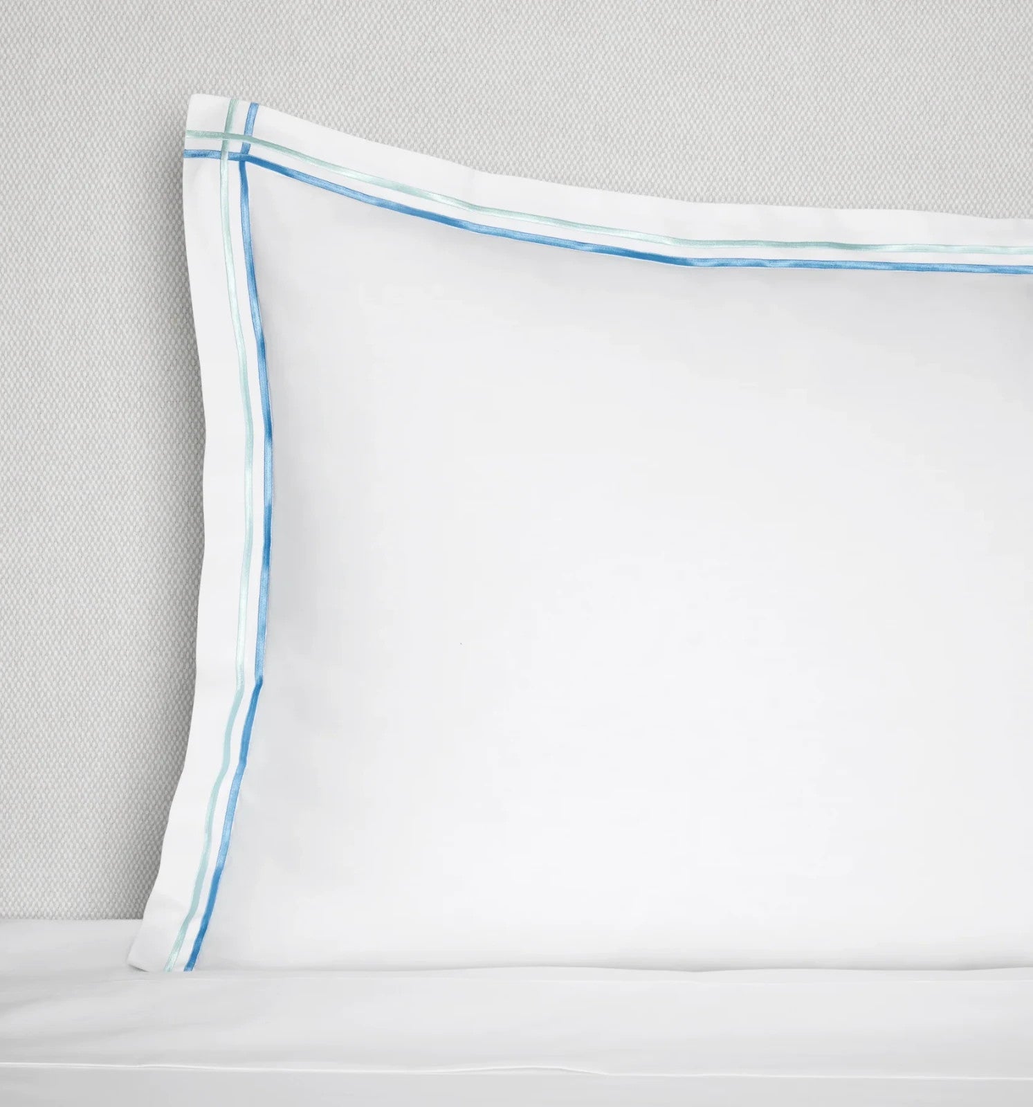 Sferra Tratto White Standard Sham Blue Satin Stitch Lines Embroidery  Italy NEW4