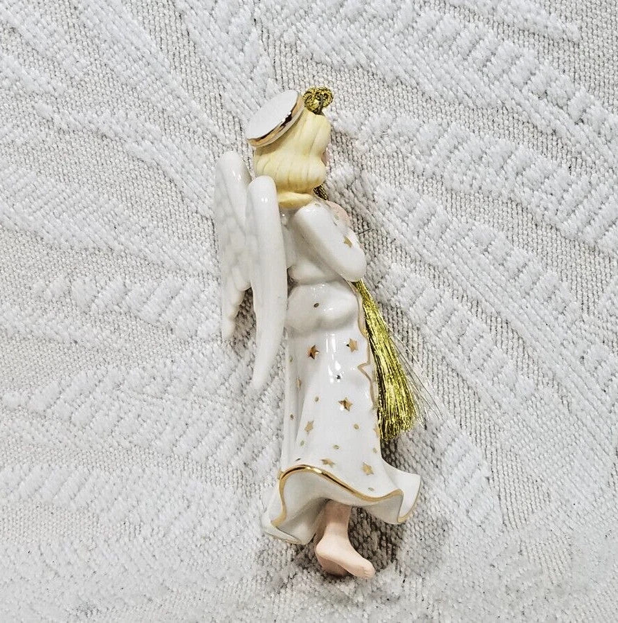 Lenox 2024 Heavenly Angel Figurine Ornament Arms Crossed Annual Christmas NEW3