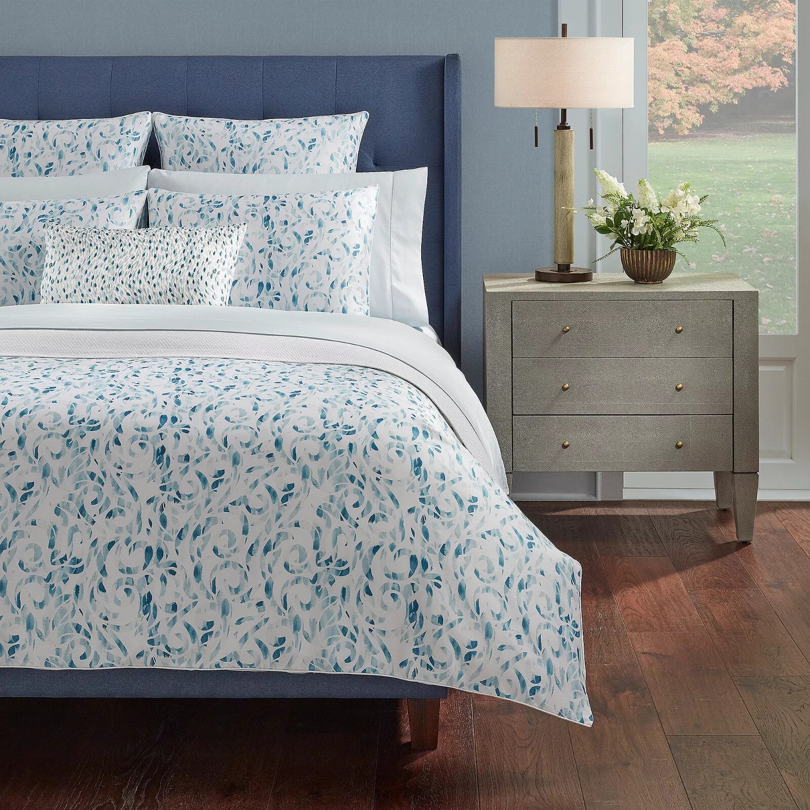 Sferra Azure Euro Sham Brushstrokes White Piping Cotton Sateen Print Italy NEW3