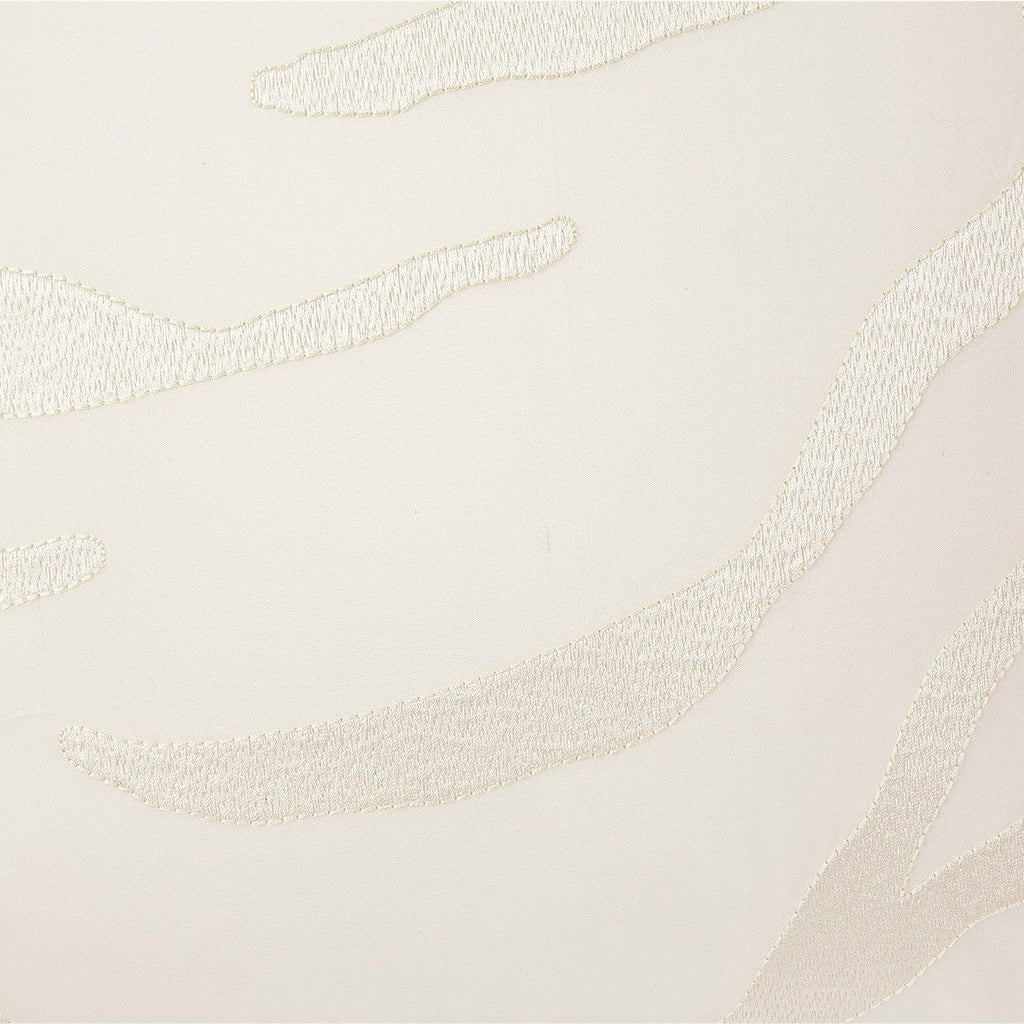 Yves Delorme Amazone Counterpane Golden Tint Jacquard Silk Sateen Embroidery NEW3