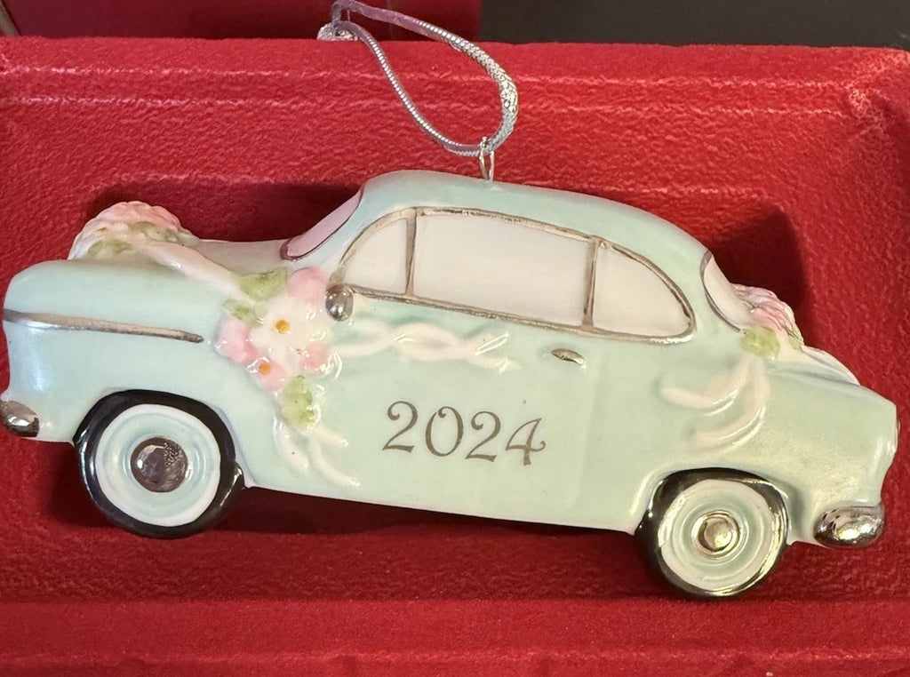 Lenox 2024 Just Married Wedding Car Ornament Honeymoon Vintage Christmas NEW9