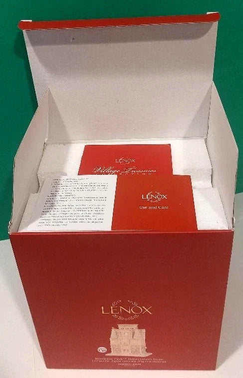 Lenox Mistletoe Park Lighted Department Store Figurine Treasures Christmas NEW5
