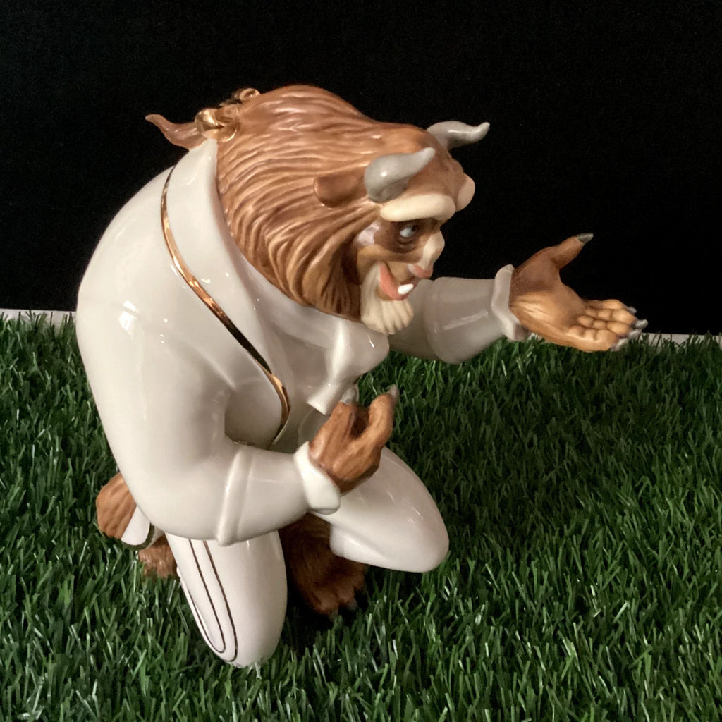 Lenox Disney Beast Figurine My Heart My Hand  Beauty and The On Bended Knee NEW9