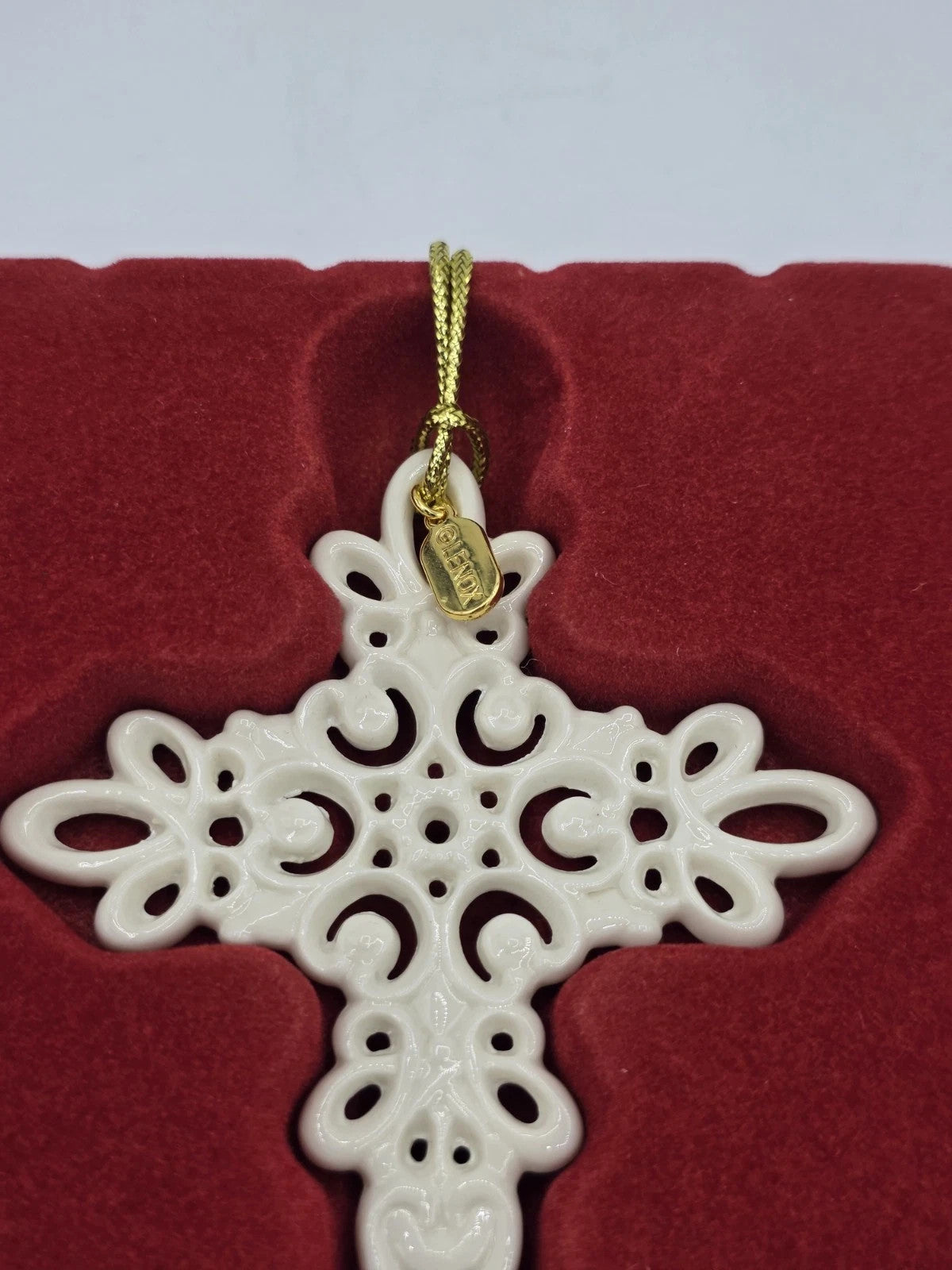 Lenox 2018 Snow Fantasies Cross Ornament  Annual Porcelain Christmas NEW IN BOX4