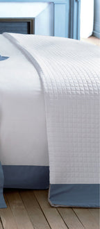 Yves Delorme White Queen Flat Sheet  Baltic Blue Wide Border Sateen Cocon NEW2