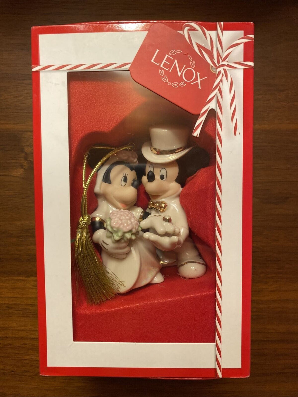 Lenox Disney Minnie's Dream Wedding Ornament Mickey Mouse Ring 3.5" Bride New2