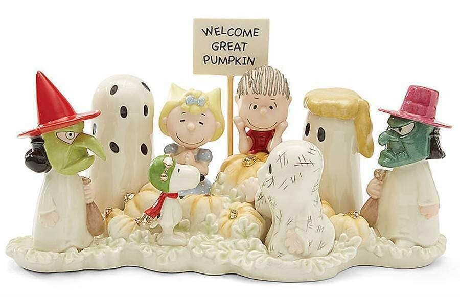 Lenox Peanuts Halloween Welcome Great Pumpkin Figurine Charlie Brown Snoopy NEW1