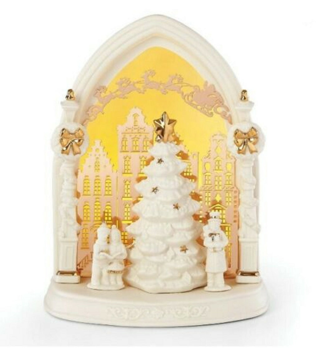 Lenox Illuminations Lighted Christmas Tree Carolers Figurine Town Square NEW2