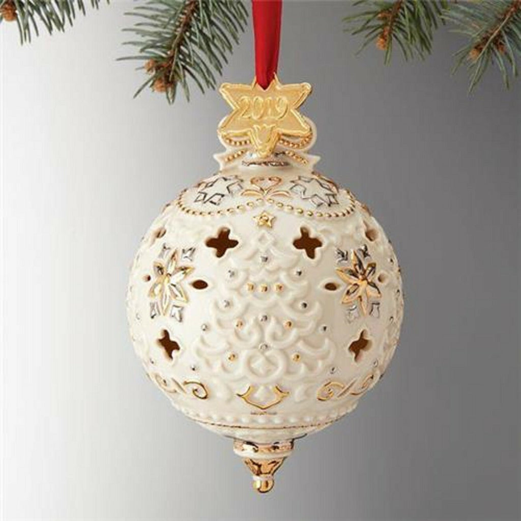 Lenox 2019 Annual Ornament Ivory Pierced Gold Stars Bas Relief Christmas NEW1