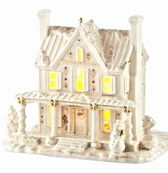 Lenox  Mistletoe Park Lighted Farmhouse Figurine Village Treasures Christmas NEW0