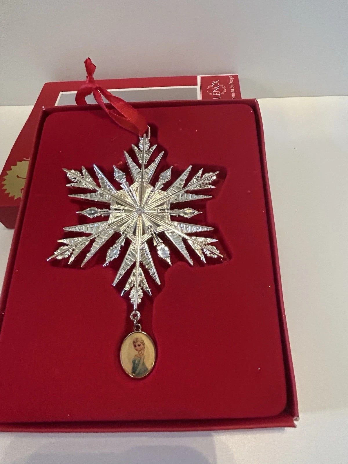 Lenox Disney Frozen Queen Elsa's Snowflake Ornament Silver Cameo Christmas NEW8