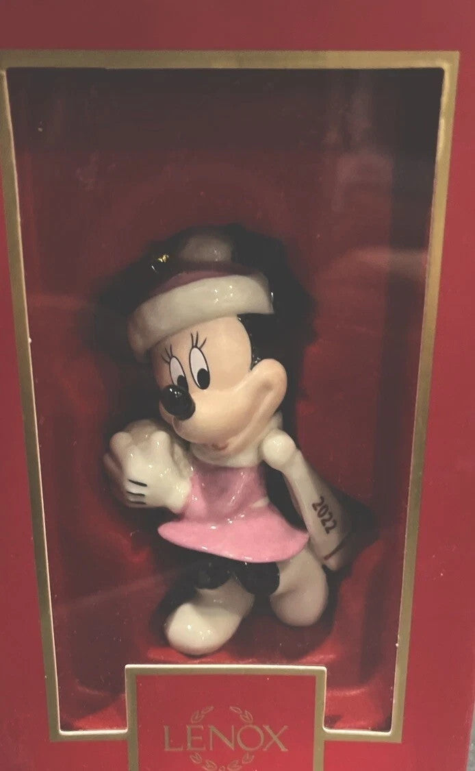 Lenox Disney 2022 Minnie Mouse Figurine Ornament Snow Games Snowball Fight NEW3