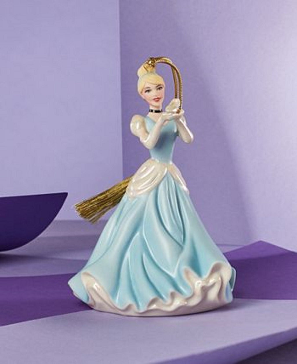 Lenox Disney Princess Cinderella Figurine Ornament with Glass Slipper 892487 NEW1