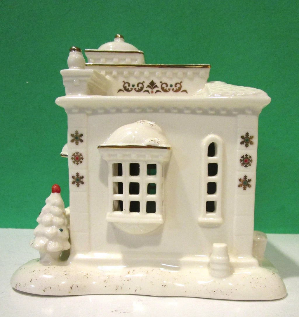 Lenox Mistletoe Park Lighted Flower Shop Figurine Village Treasure Christmas NEW4