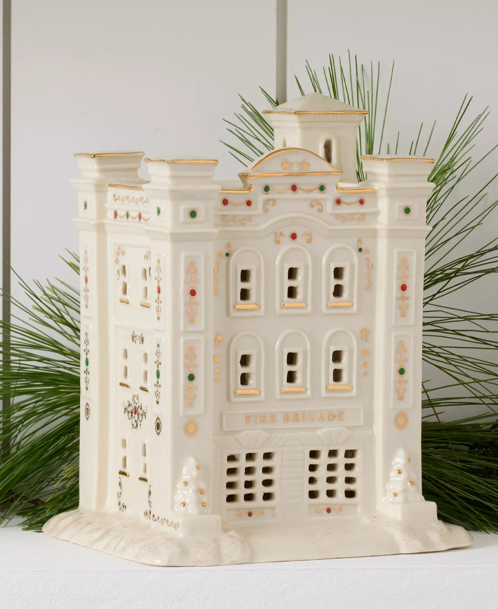 Lenox Mistletoe Park Lighted Firehouse Figurine Village Treasures Christmas NEW4