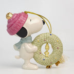 Lenox Peanuts Snoopy's Christmas Wreath Ornament Figurine Woodstock Beagle NEW10