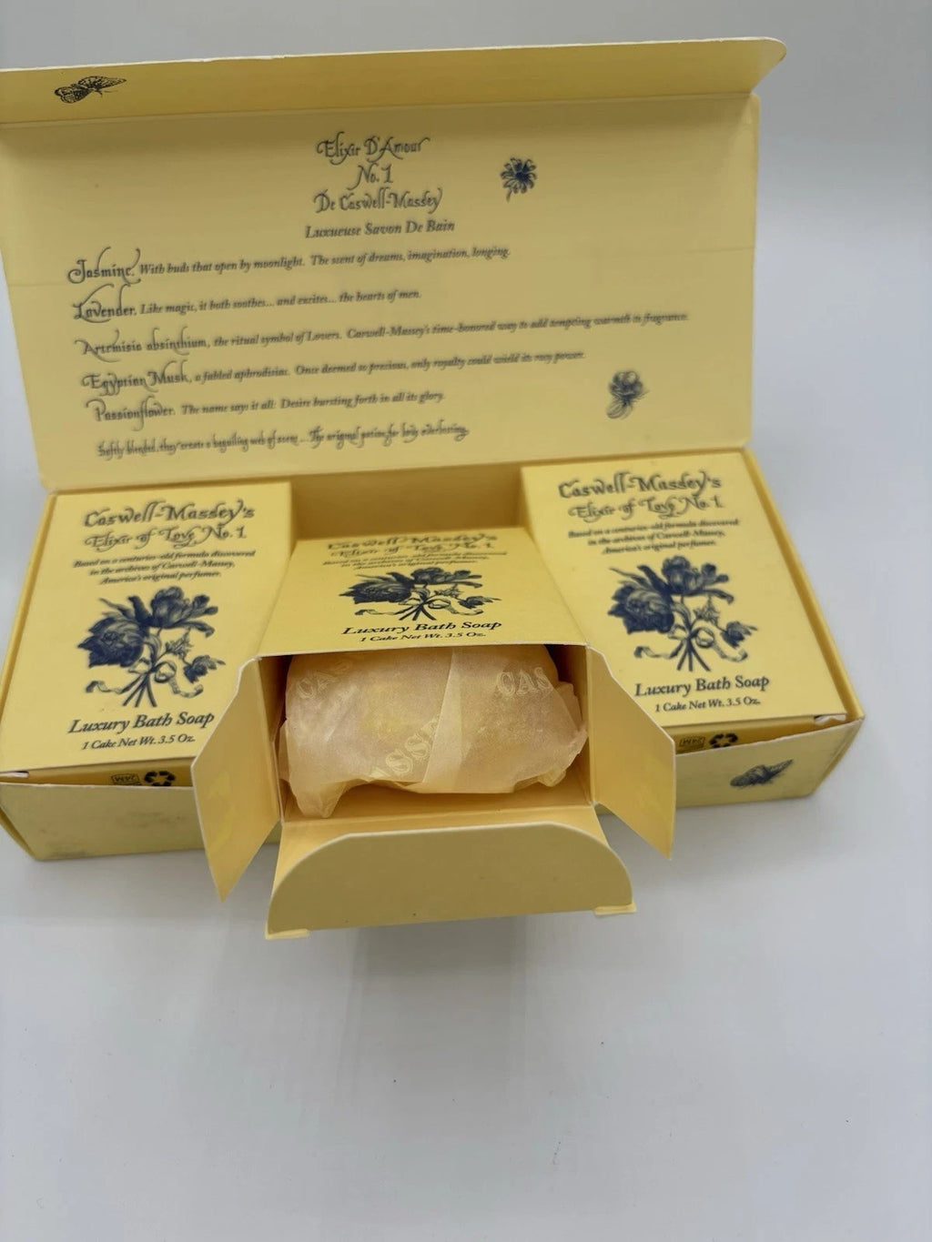 Caswell Massey Elixir of Love No. 1 Luxury Bath Soap 3 Bars 3.5 oz Each Gift NEW11