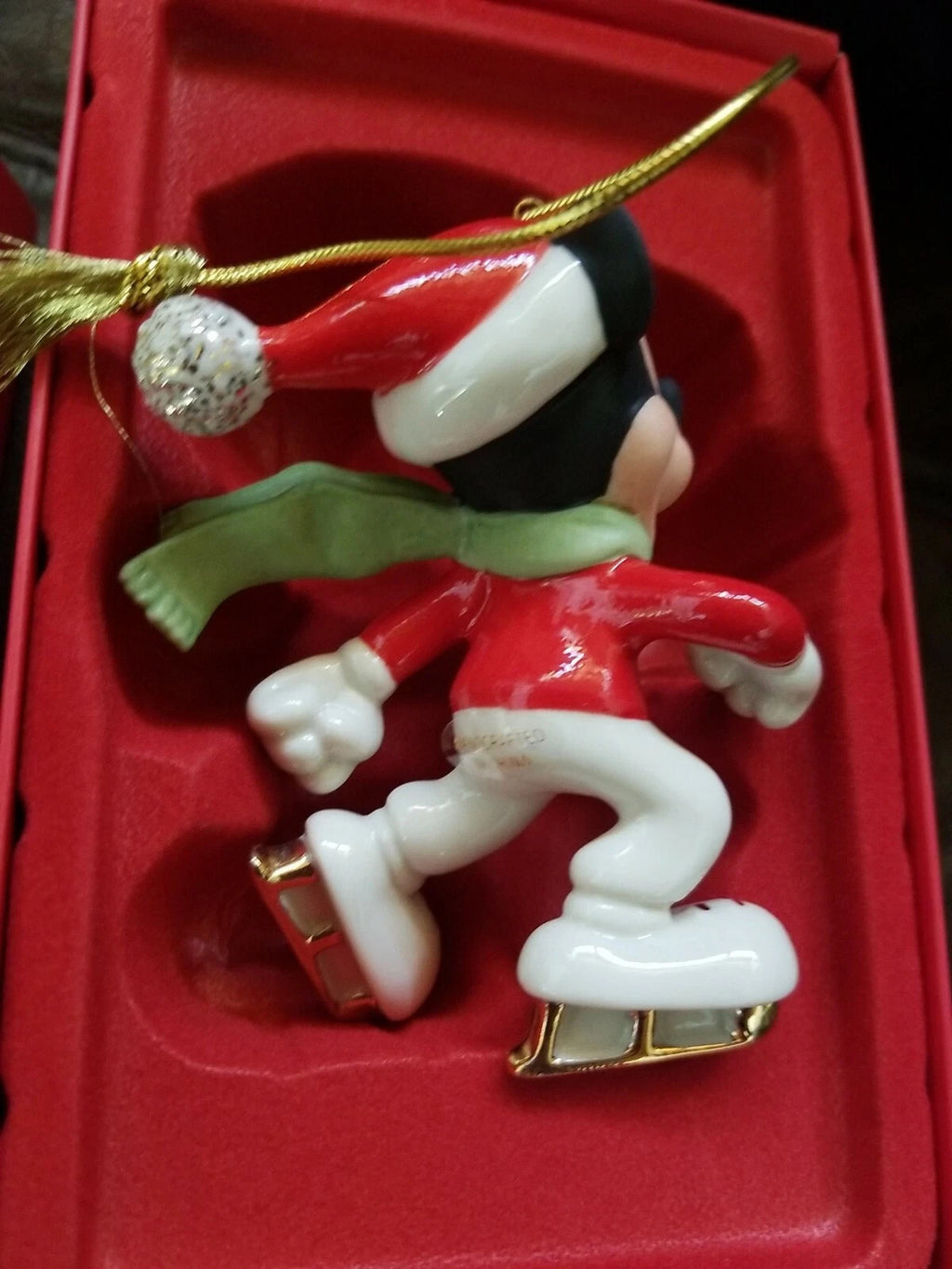 Lenox Disney 2015 Mickey Skating Figurine Ornament Annual Off To The Rink NEW4