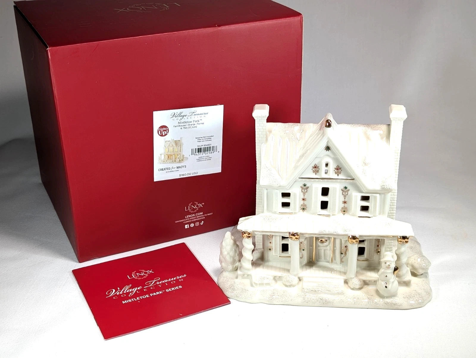 Lenox  Mistletoe Park Lighted Farmhouse Figurine Village Treasures Christmas NEW9