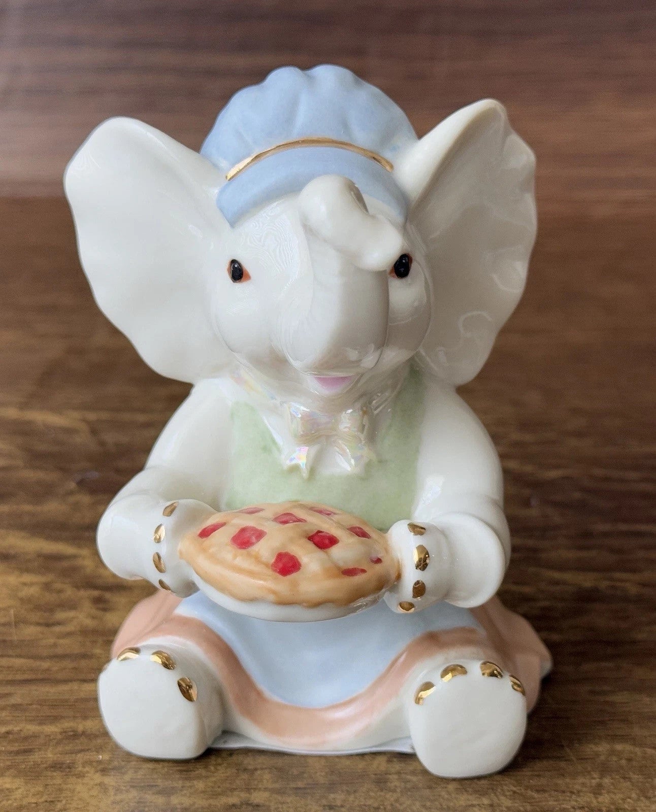 Lenox Lucky Elephant Figurine Gift Of Thanksgiving Pie Baker's Hat LE COA NEW4