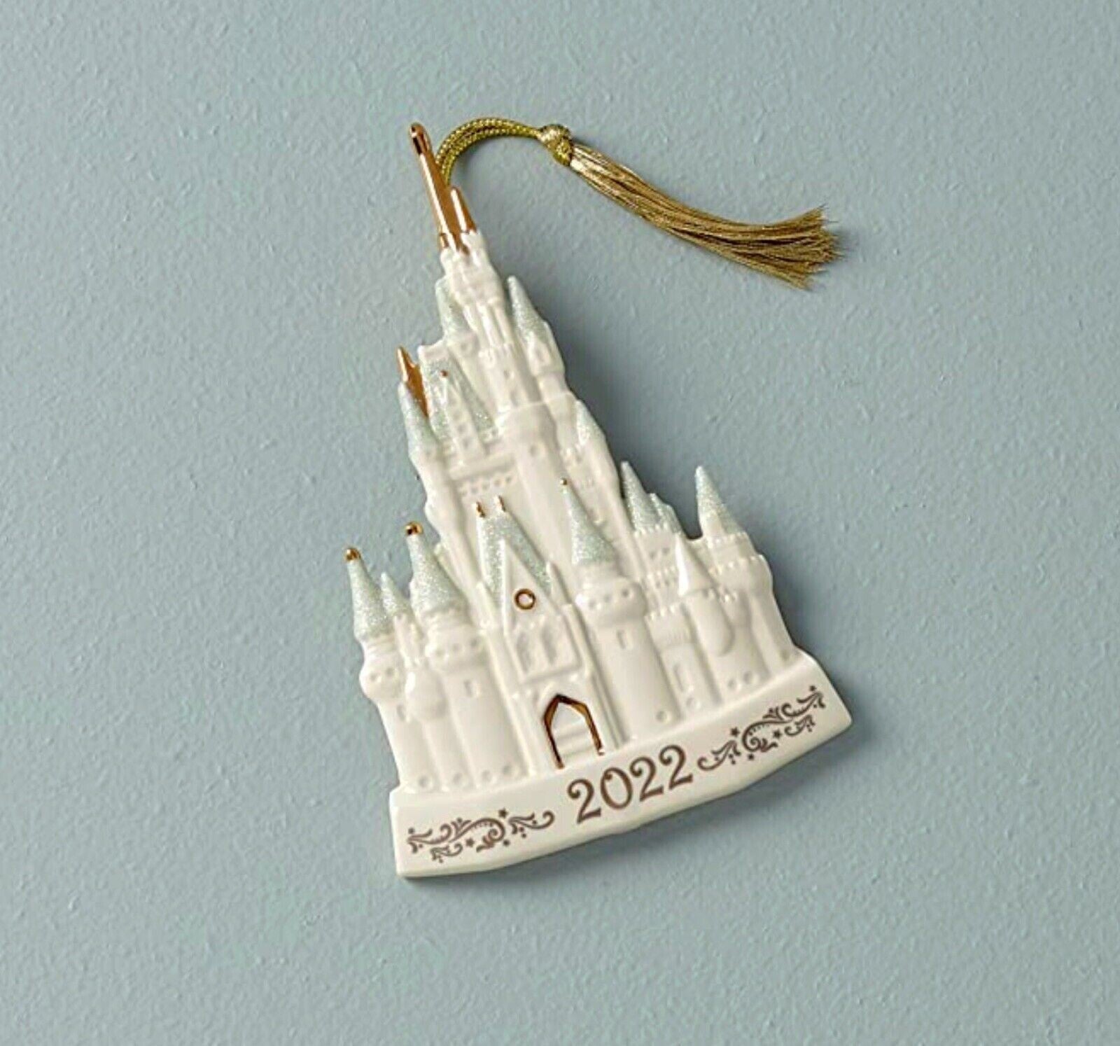Lenox Disney 2022 Princess Cinderella's Castle Ornament Porcelain Christmas NEW1