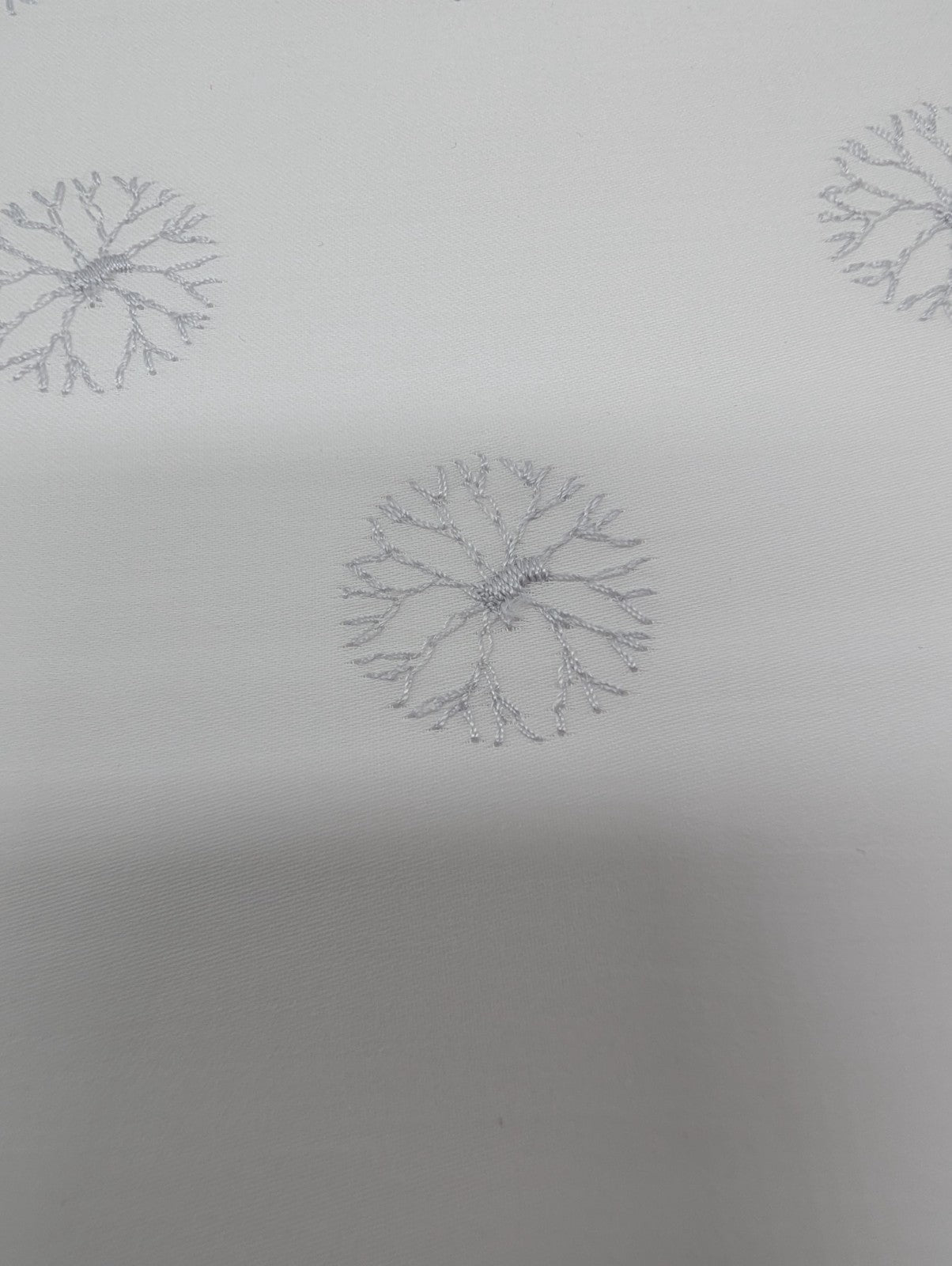 Yves Delorme Neige King Flat Sheet Embroidered Snowflakes Egyptian Cotton LE NEW18