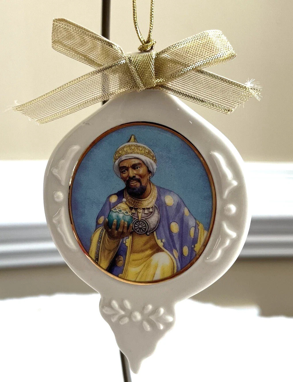 Blackshear King Gaspar Ornament Wiseman Frankincense Ebony Christmas Lenox NEW3