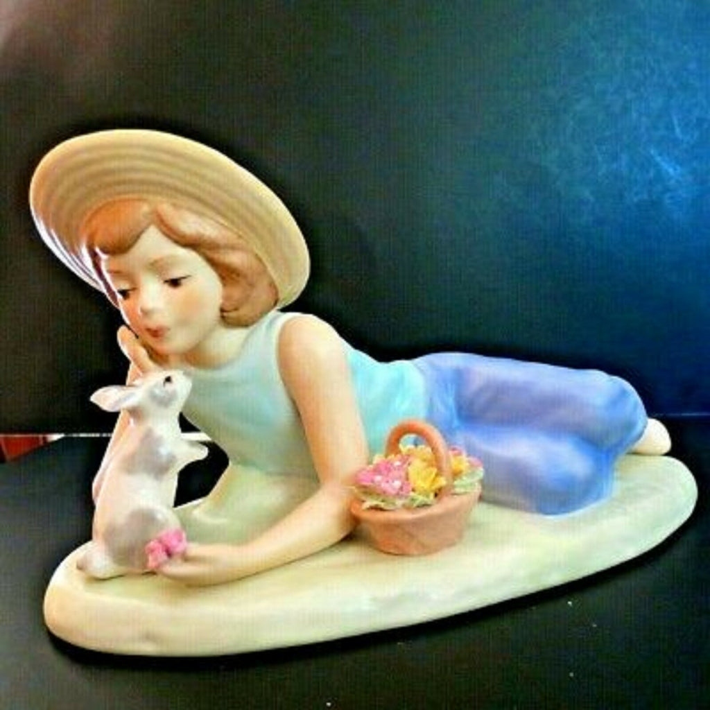 Lenox Easter Springtime Girl's Daydreams Figurine Bunny Meadow Flower Basket NEW1