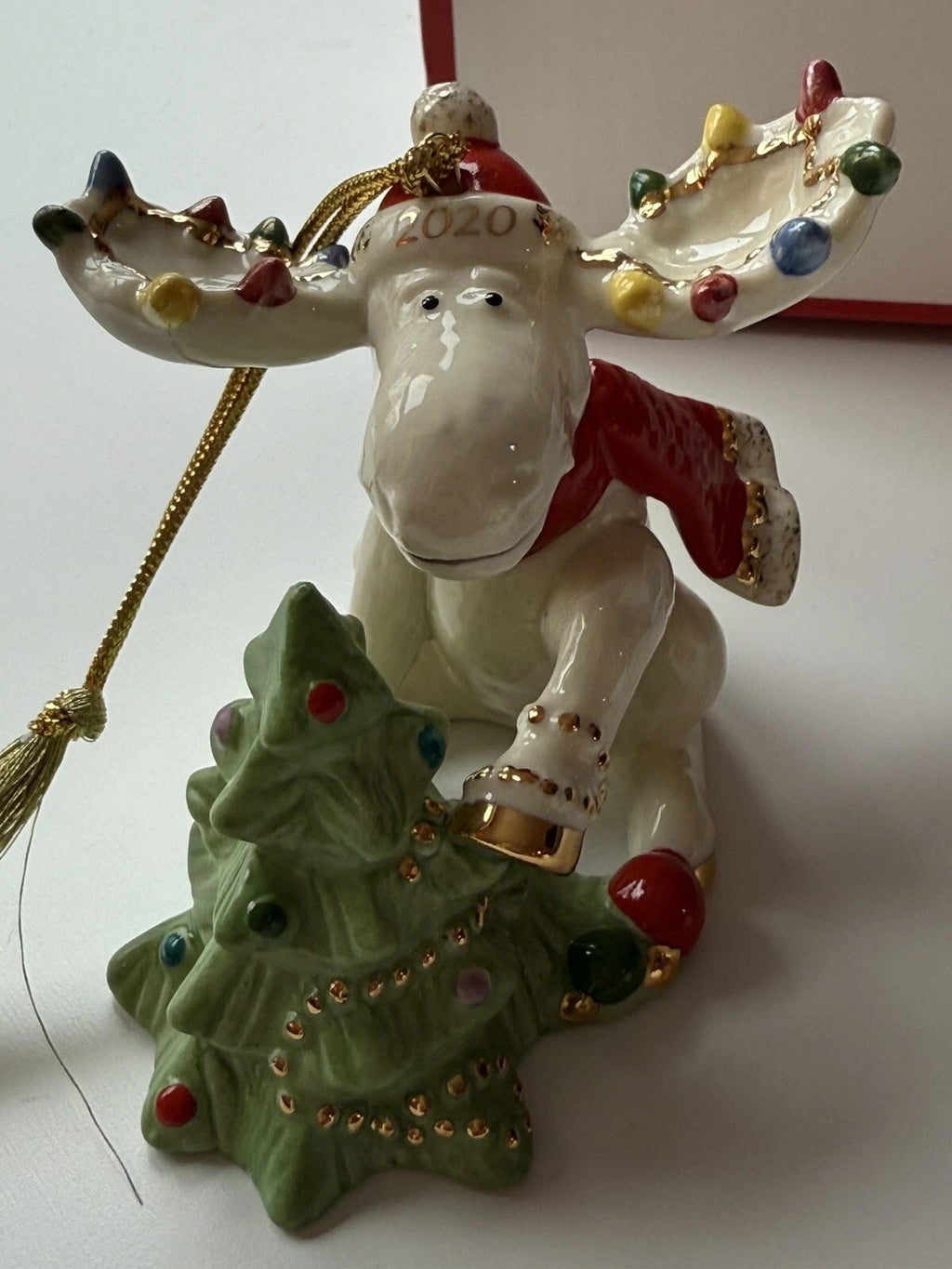 Lenox 2020 Marcel Moose Decorates Tree Figurine Ornament  Annual Christmas NEW4