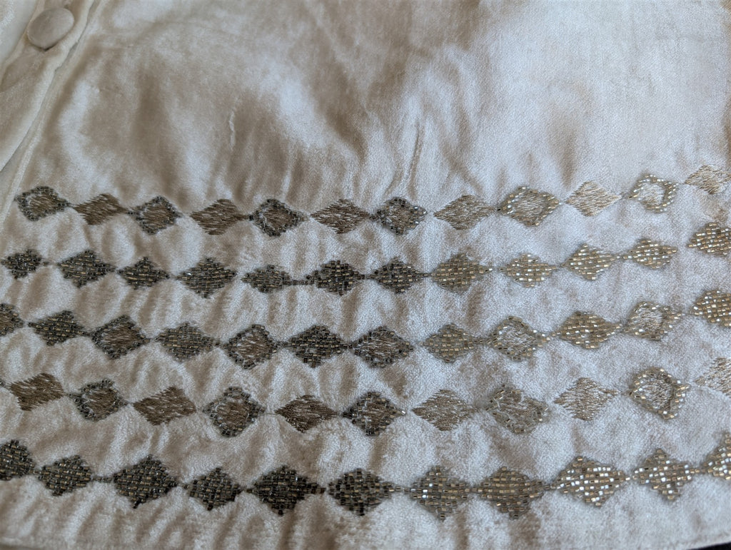 Sferra Lucido Ivory Velvet Christmas Tree Skirt Silver Diamond Embroidery 60 NEW8