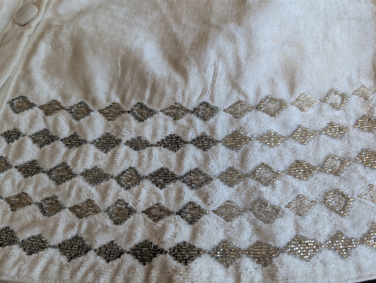 Sferra Lucido Ivory Velvet Christmas Tree Skirt Silver Diamond Embroidery 60 NEW8